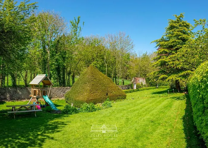 Сasa de vacaciones Cliff House