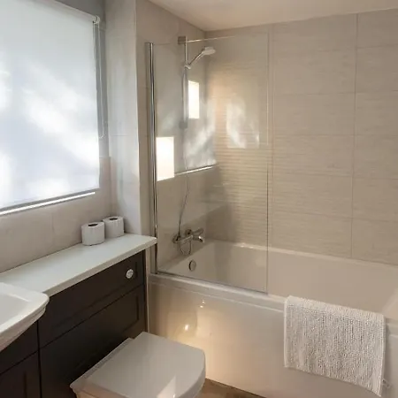 Cliff House Tatil Evi *