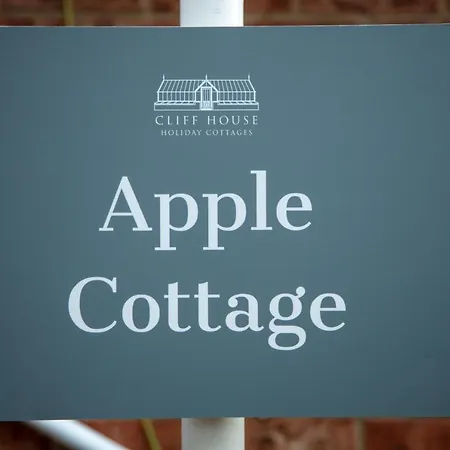 Cliff House * Ebberston