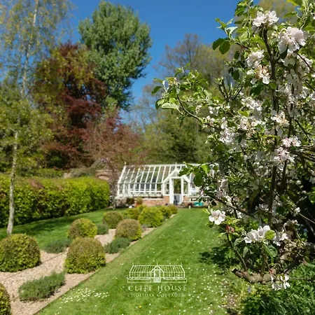 Dom wakacyjny Cliff House