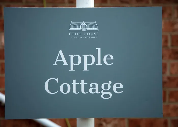 Cliff House * Ebberston